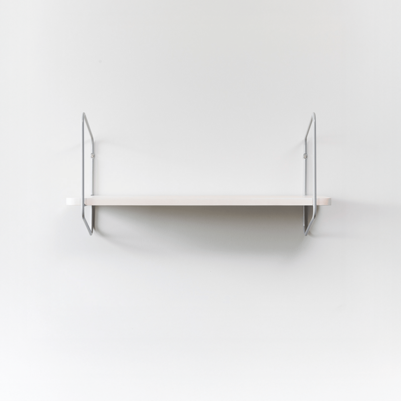 Urban Nomad Wall Shelf / 68x24 cm / Grey / White - FÓLK Reykjavik