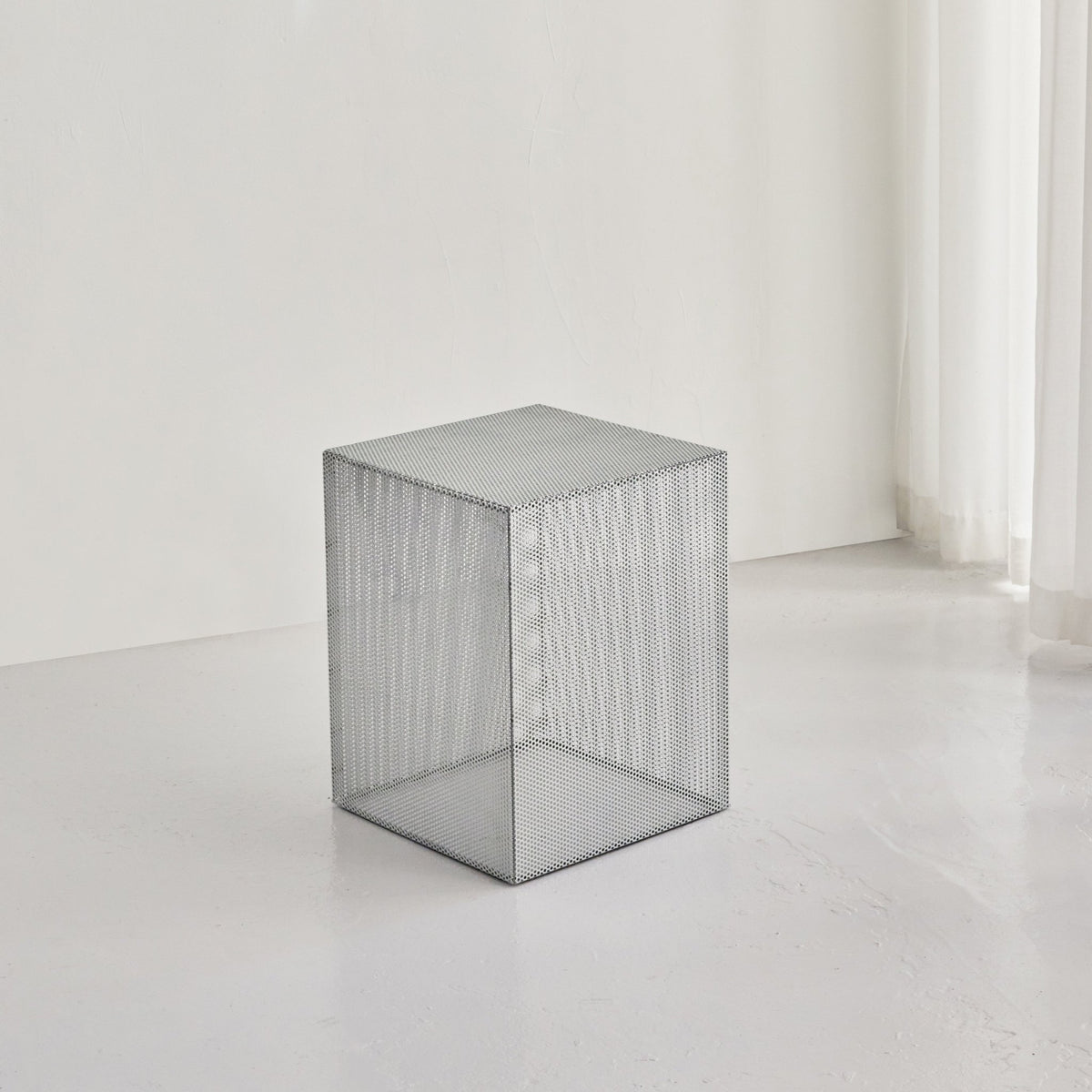 Venti Side Table - FÓLK Reykjavik