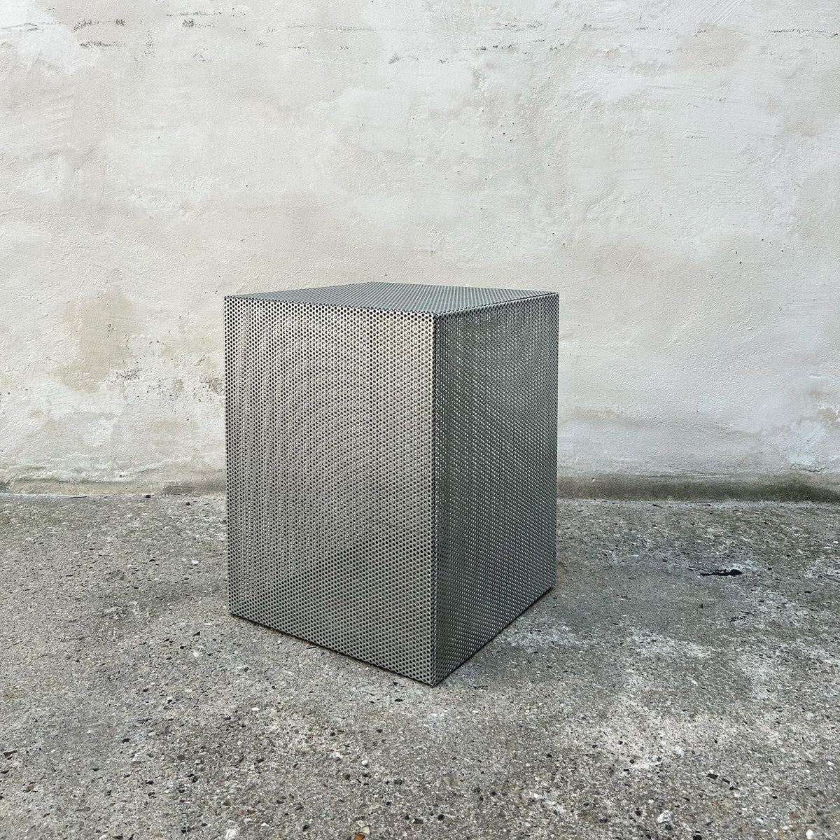 Venti Side Table - FÓLK Reykjavik