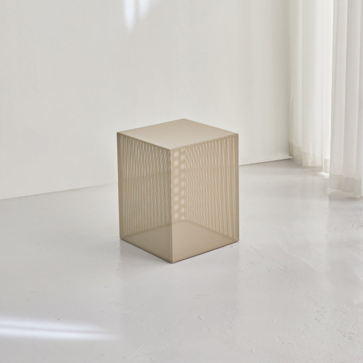 Venti Side Table - FÓLK Reykjavik