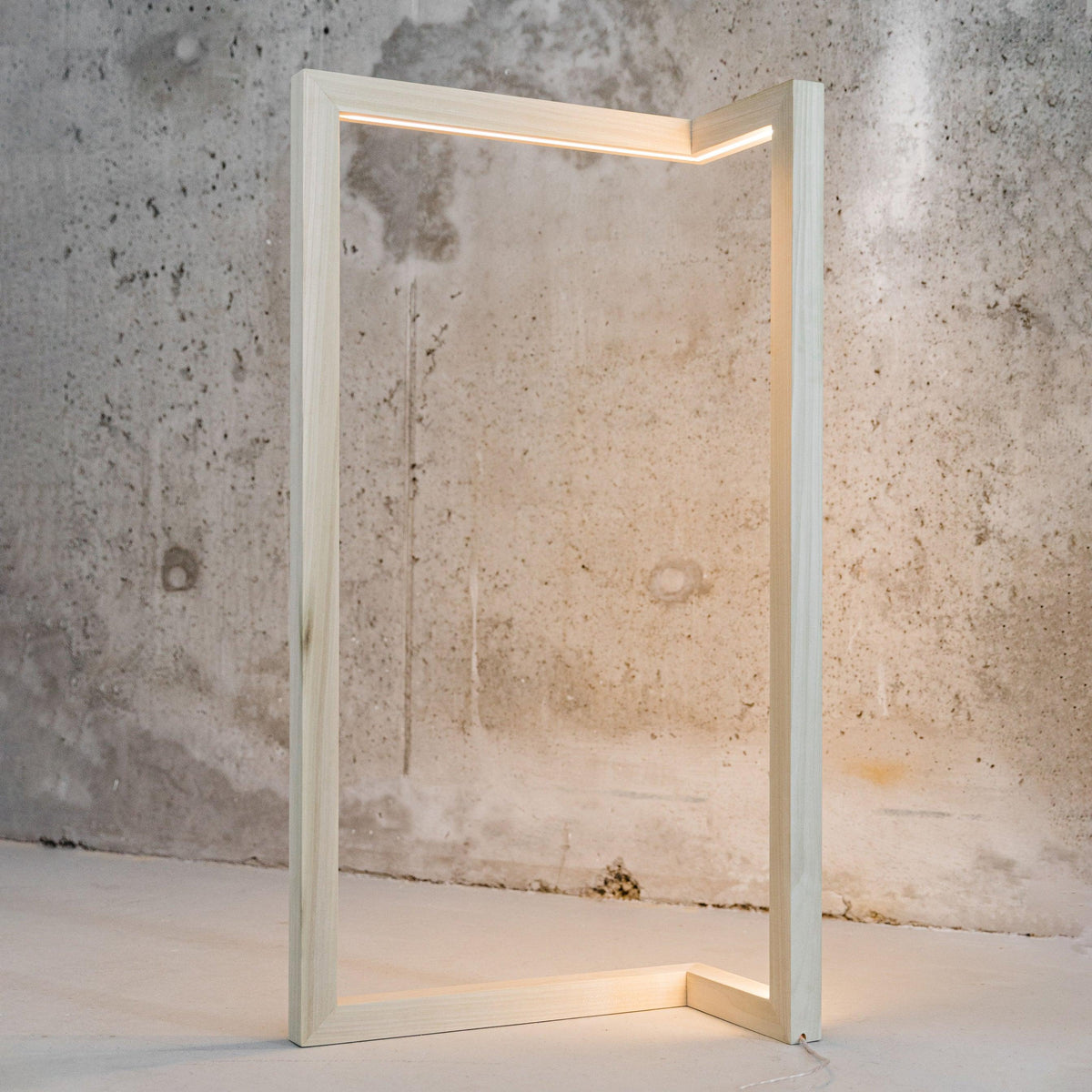 PROFILE floor lamp - FÓLK Reykjavik